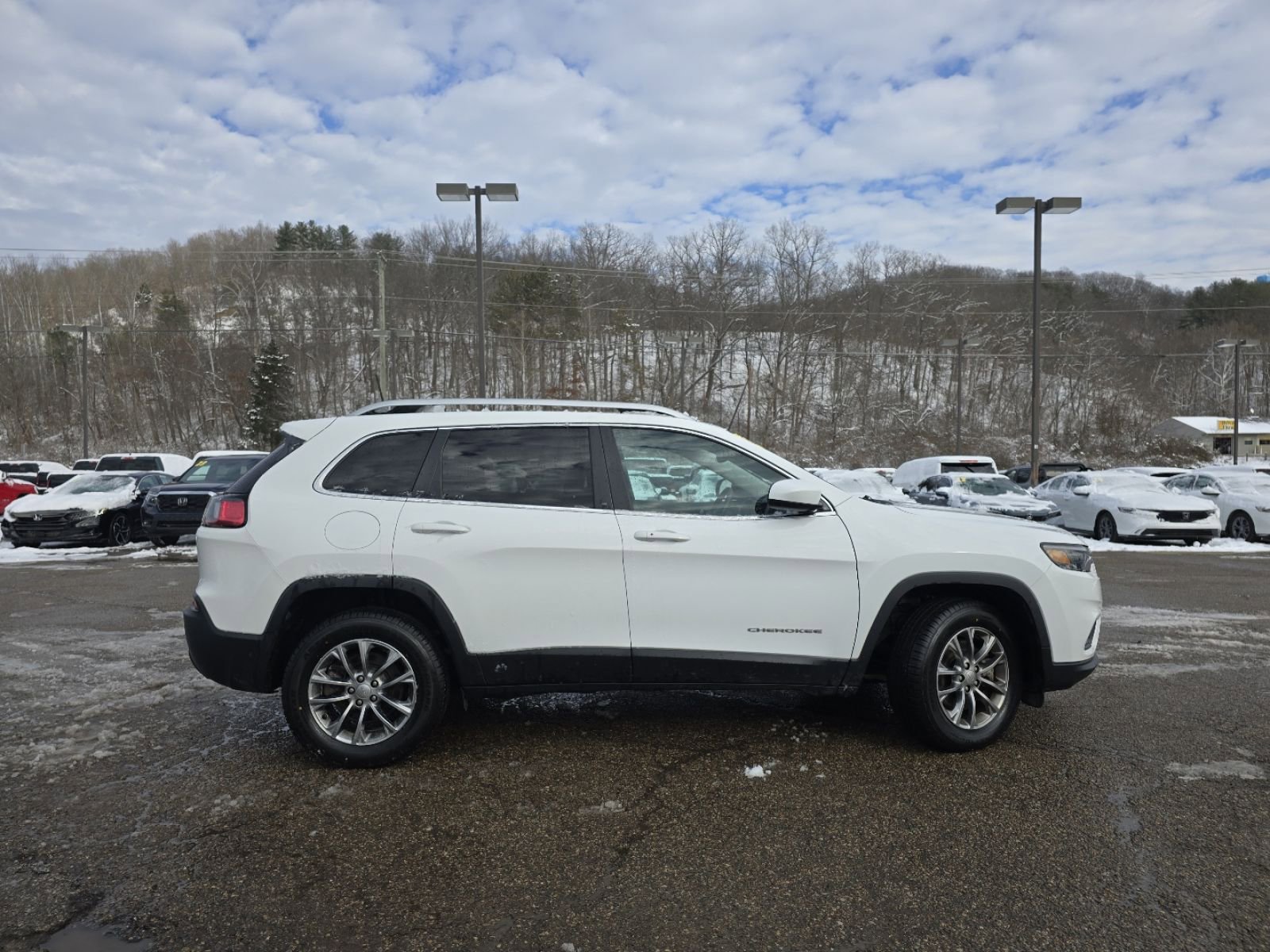 Used 2021 Jeep Cherokee Latitude Lux w/ Comfort/Convenience Group image 15