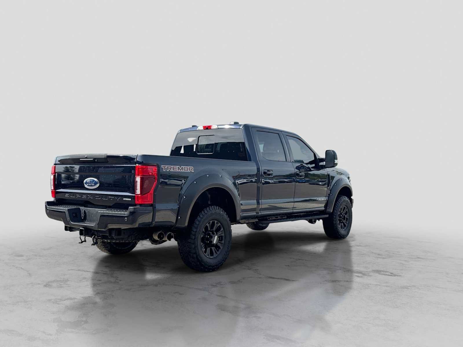 Used 2021 Ford F250 Lariat w/ Tremor Off-Road Package AWD/4WD image 6