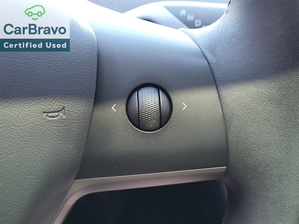Used 2020 Tesla Model 3 Standard Range Plus RWD image 11