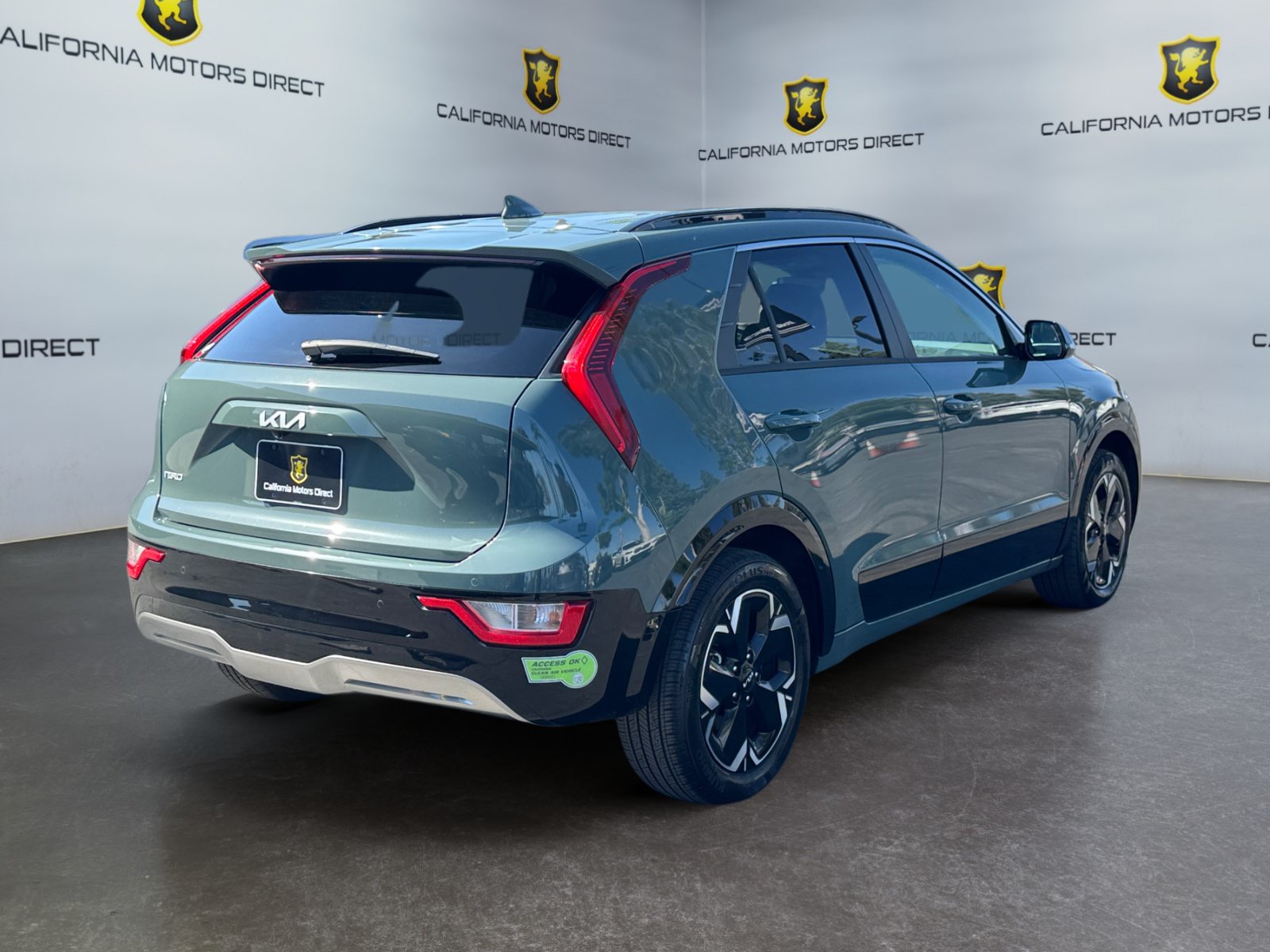 Used 2023 Kia Niro Wind w/ Wind Preserve Package FWD image 5