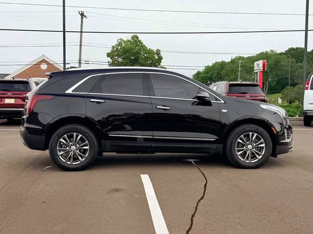 Used 2023 Cadillac XT5 Premium Luxury w/ LPO, Floor Liner Package FWD image 4