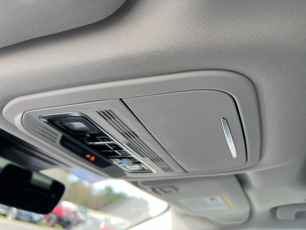 New 2026 Lincoln Nautilus Reserve w/ Jet Appearance Package image 13