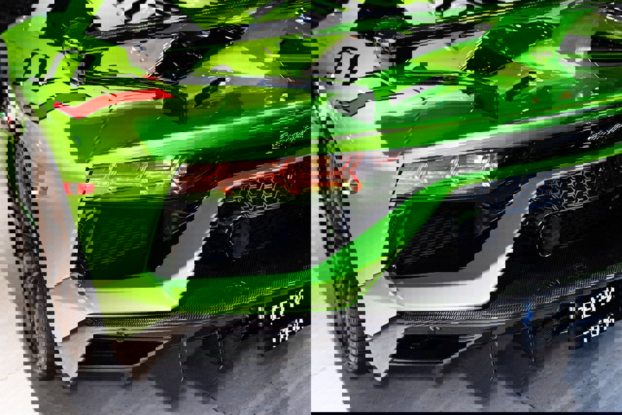 Used 2021 Lamborghini Aventador SVJ image 22