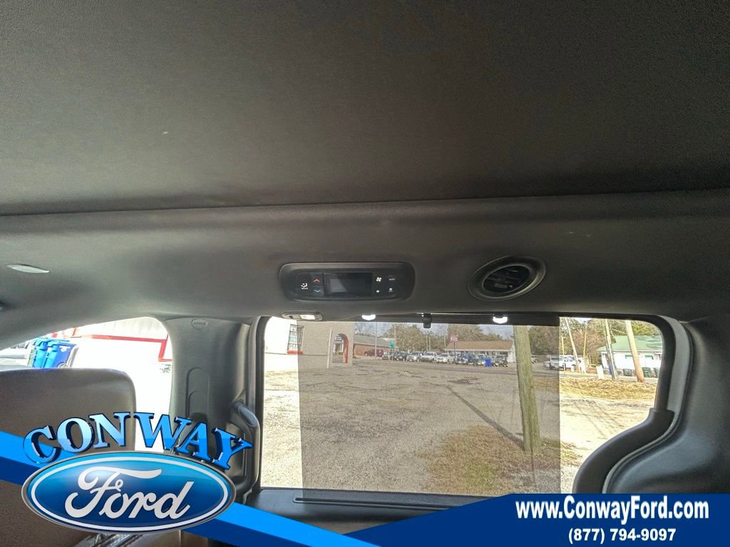 Used 2020 Chrysler Pacifica Limited image 21