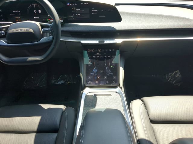 Used 2024 Lucid Air Pure RWD image 14