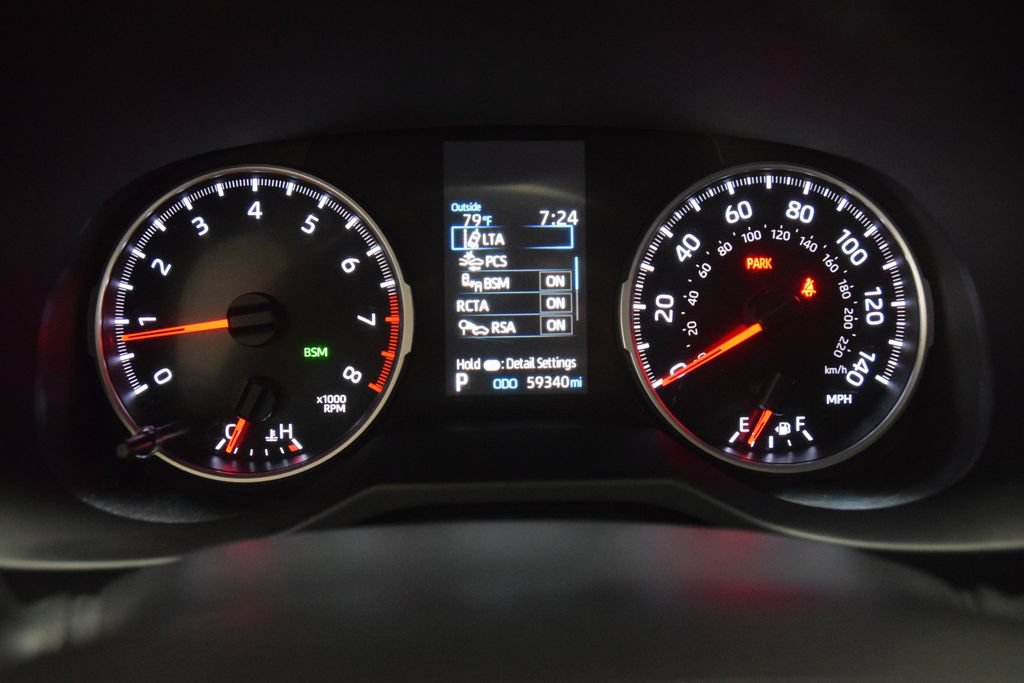 Used 2022 Toyota RAV4 XLE FWD image 49
