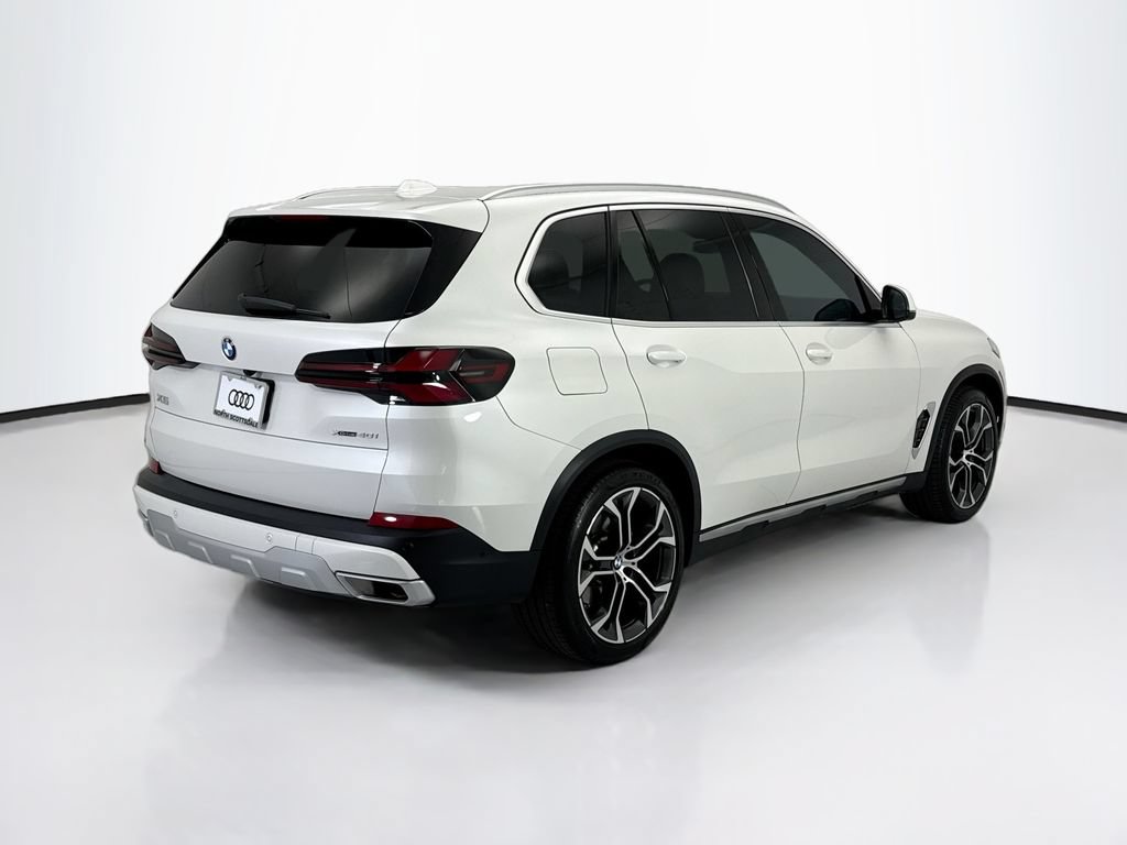 Used 2024 BMW X5 xDrive40i w/ Premium Package AWD/4WD image 5