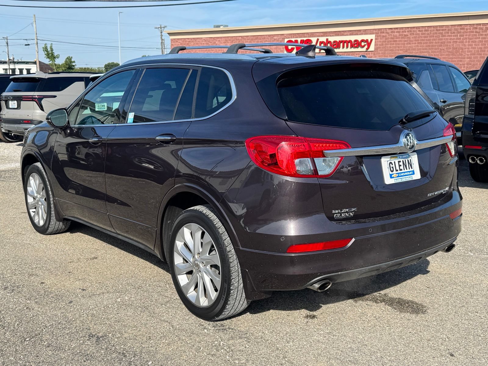 Used 2017 Buick Envision Premium w/ LPO, Hit The Road Package AWD/4WD image 4