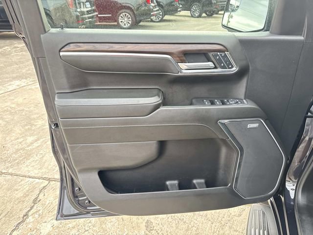 Used 2024 GMC Sierra 1500 SLT image 42