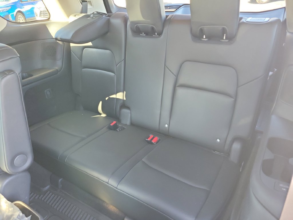 Used 2025 Nissan Pathfinder Platinum w/ Lighting Package (N92) AWD/4WD image 20
