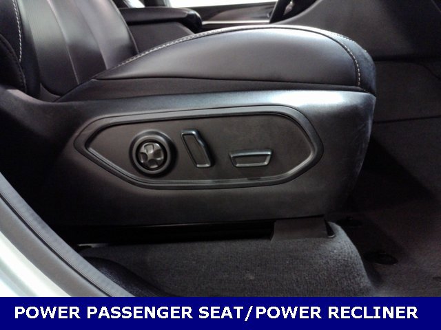 Used 2024 Jeep Grand Cherokee L Limited w/ Luxury Tech Group II image 29