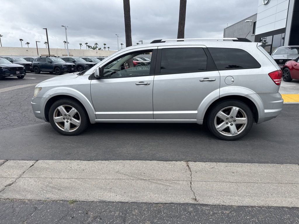 Used 2009 Dodge Journey R/T w/ Flexible Seating Group FWD image 11