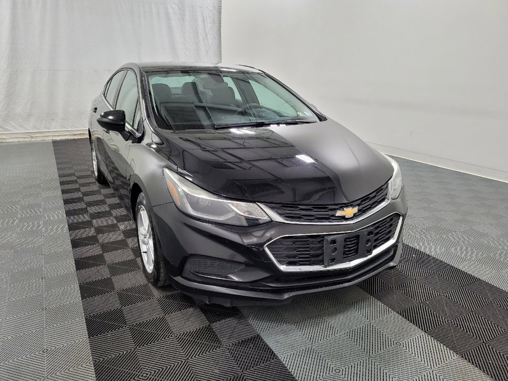 Used 2018 Chevrolet Cruze LT FWD image 14