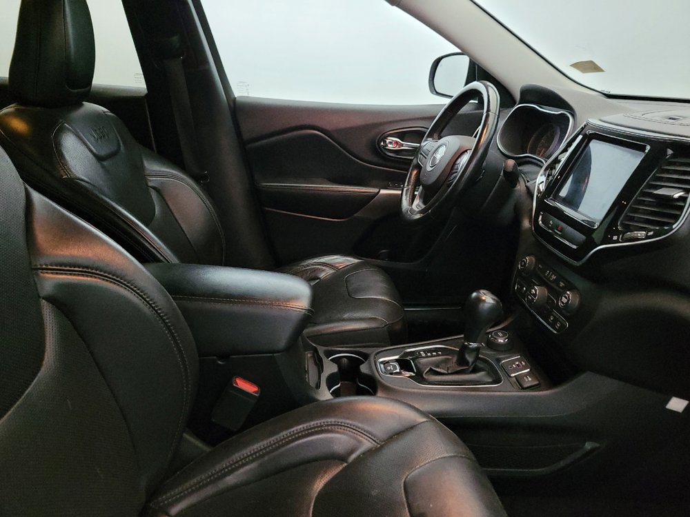 Used 2019 Jeep Cherokee Limited AWD/4WD image 21