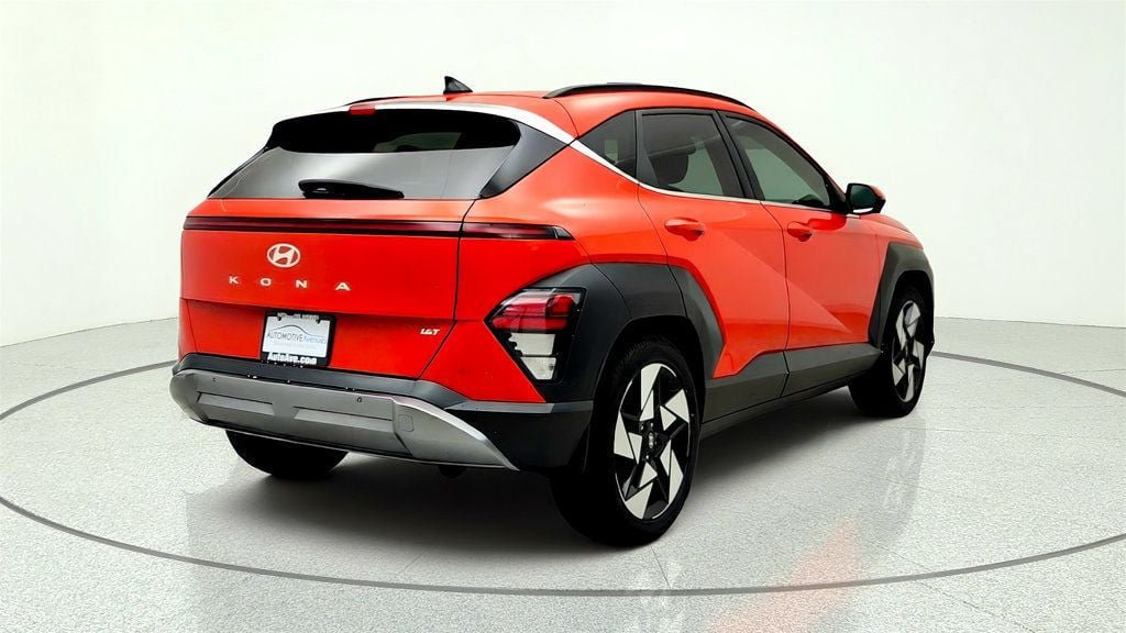 Used 2024 Hyundai Kona Limited FWD image 5