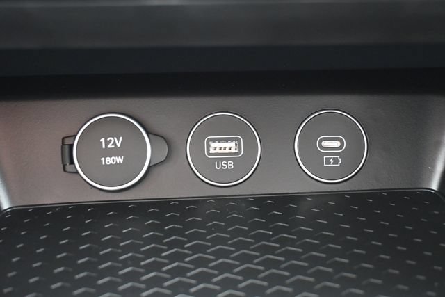 Used 2024 Genesis G70 2.5T AWD/4WD image 30