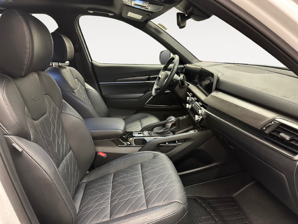 Used 2024 Kia Telluride EX X-Line AWD/4WD image 15