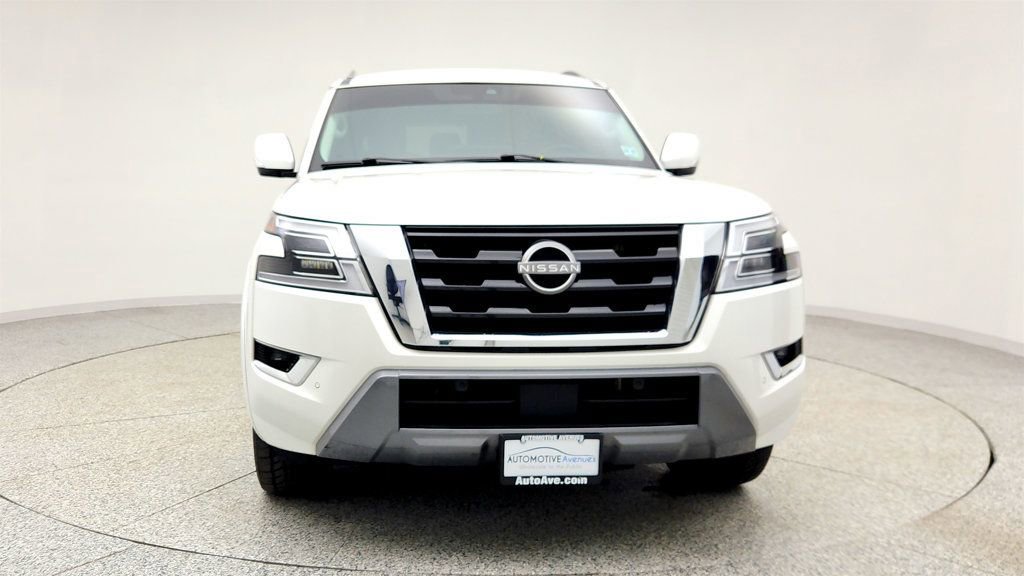 Used 2022 Nissan Armada SV w/ SV Appearance Package image 2