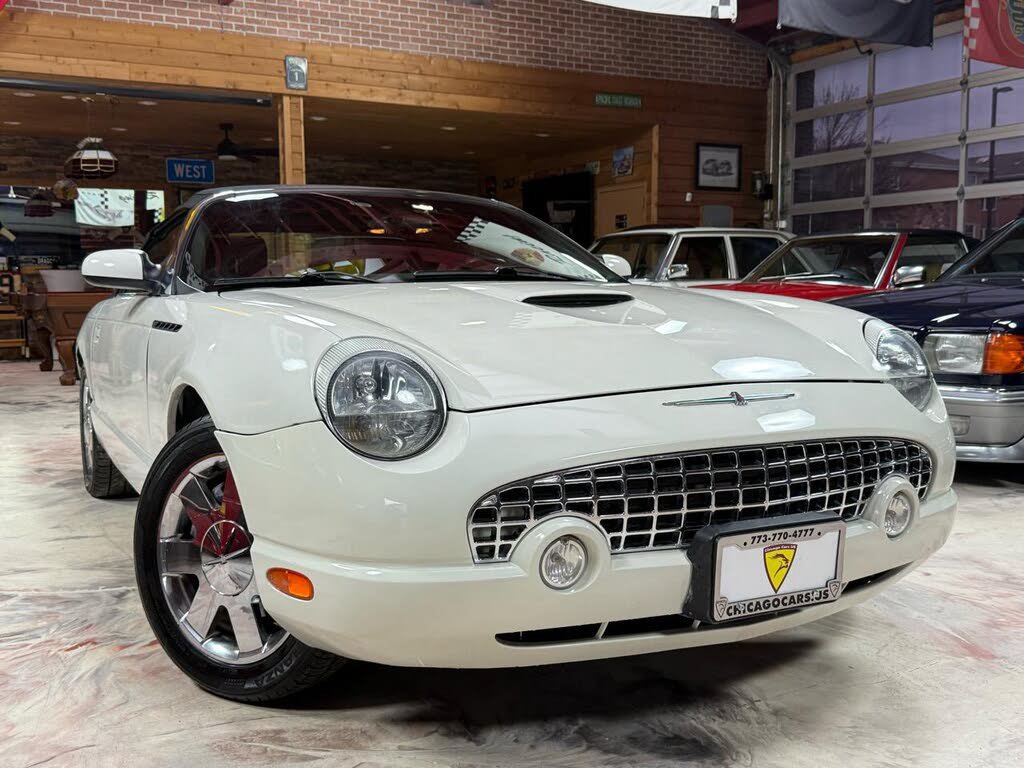 Used 2002 Ford Thunderbird RWD image 2