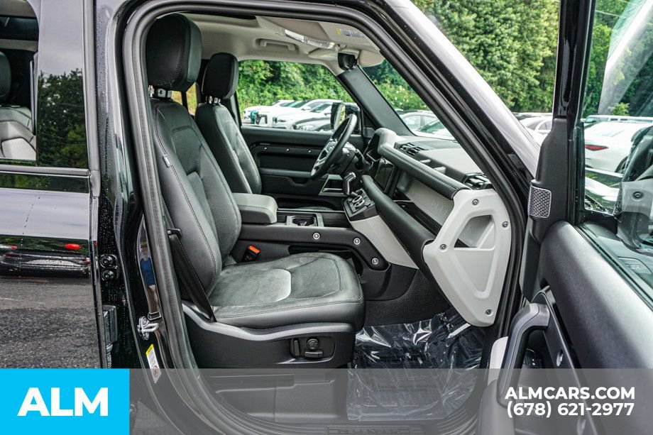 Used 2024 Land Rover Defender 110 S AWD/4WD image 23