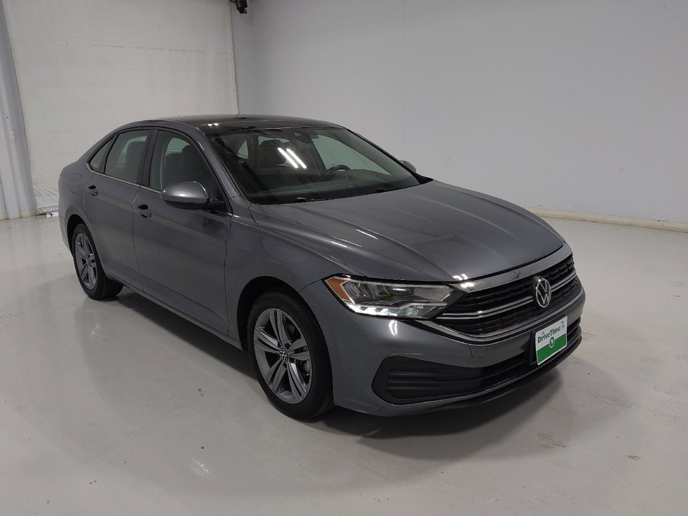 Used 2024 Volkswagen Jetta SE FWD image 13