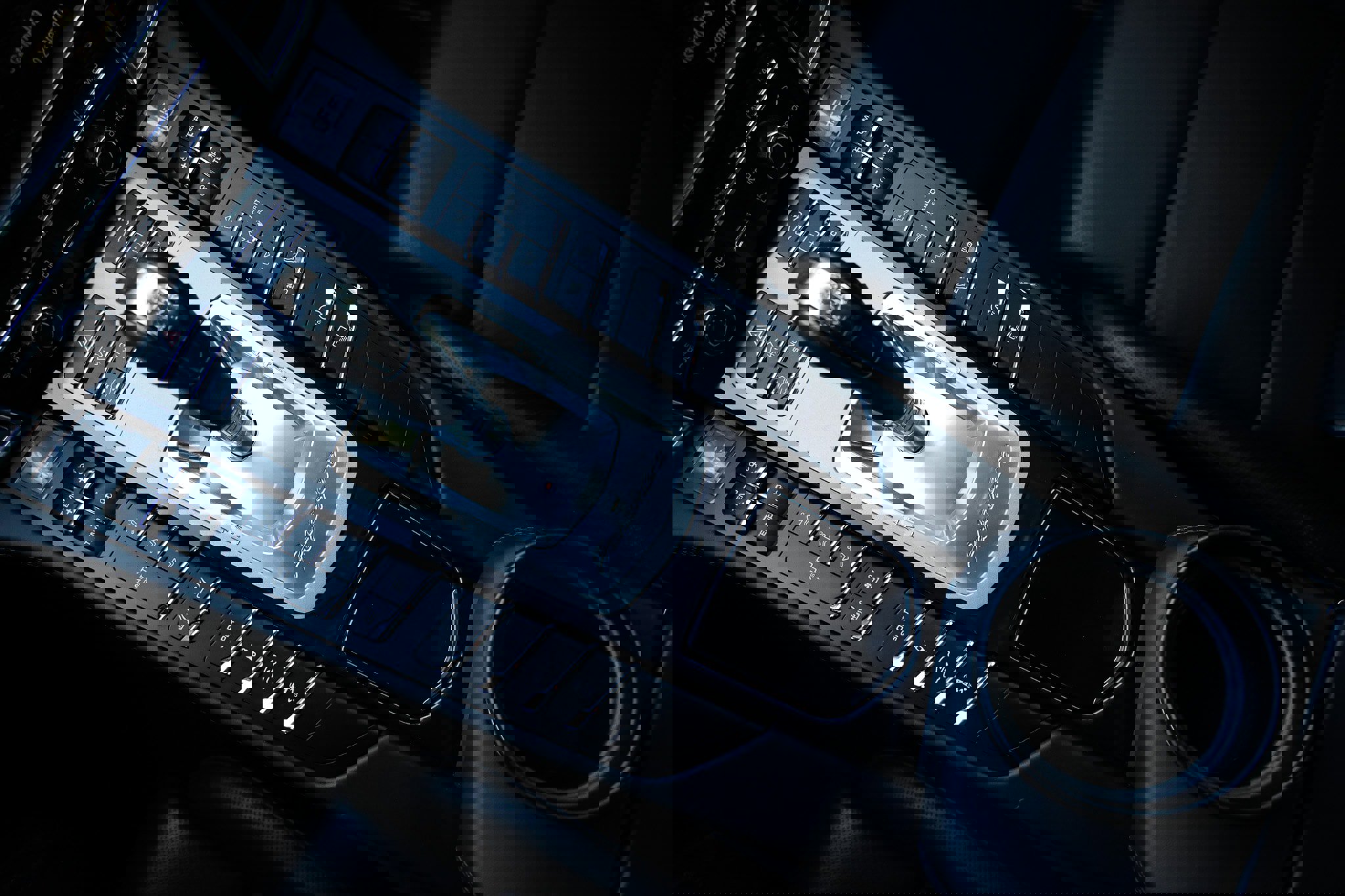 Used 2016 Porsche Panamera S image 42