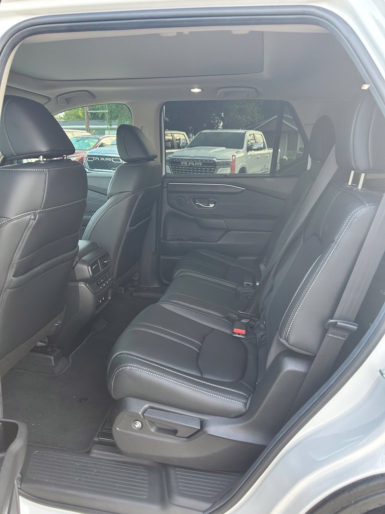 Certified 2026 Honda Pilot Touring image 14