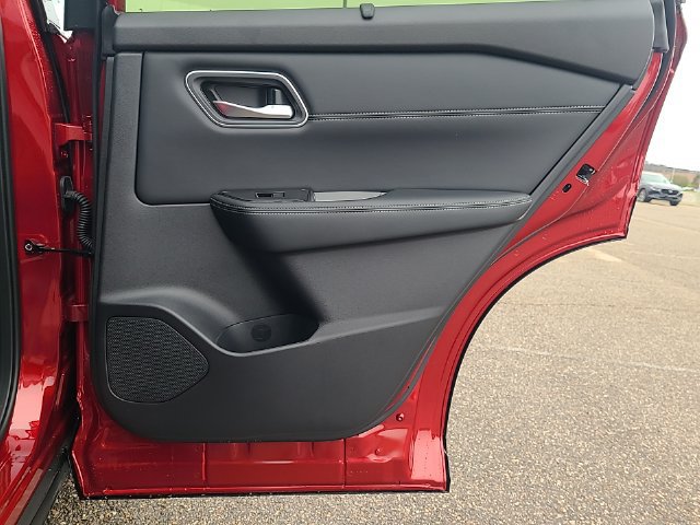 New 2026 Nissan Rogue Platinum AWD/4WD image 28
