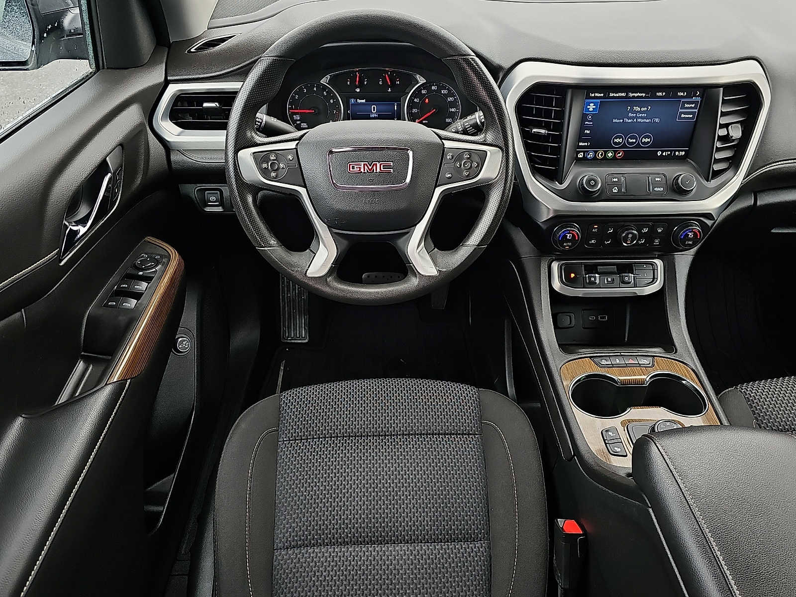 Used 2021 GMC Acadia SLE w/ Driver Convenience Package image 14