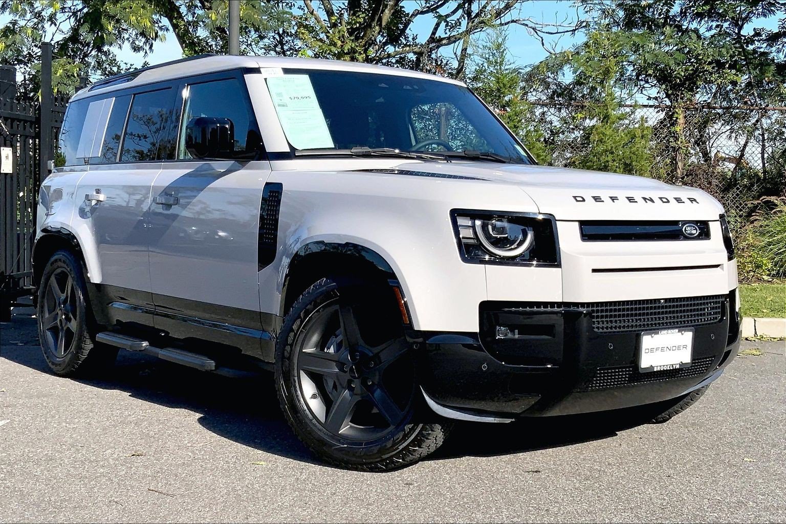 Certified 2026 Land Rover Defender 110 X-Dynamic SE AWD/4WD image 2