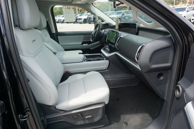New 2027 Ford Expedition Max Platinum w/ Driver's Package AWD/4WD image 3