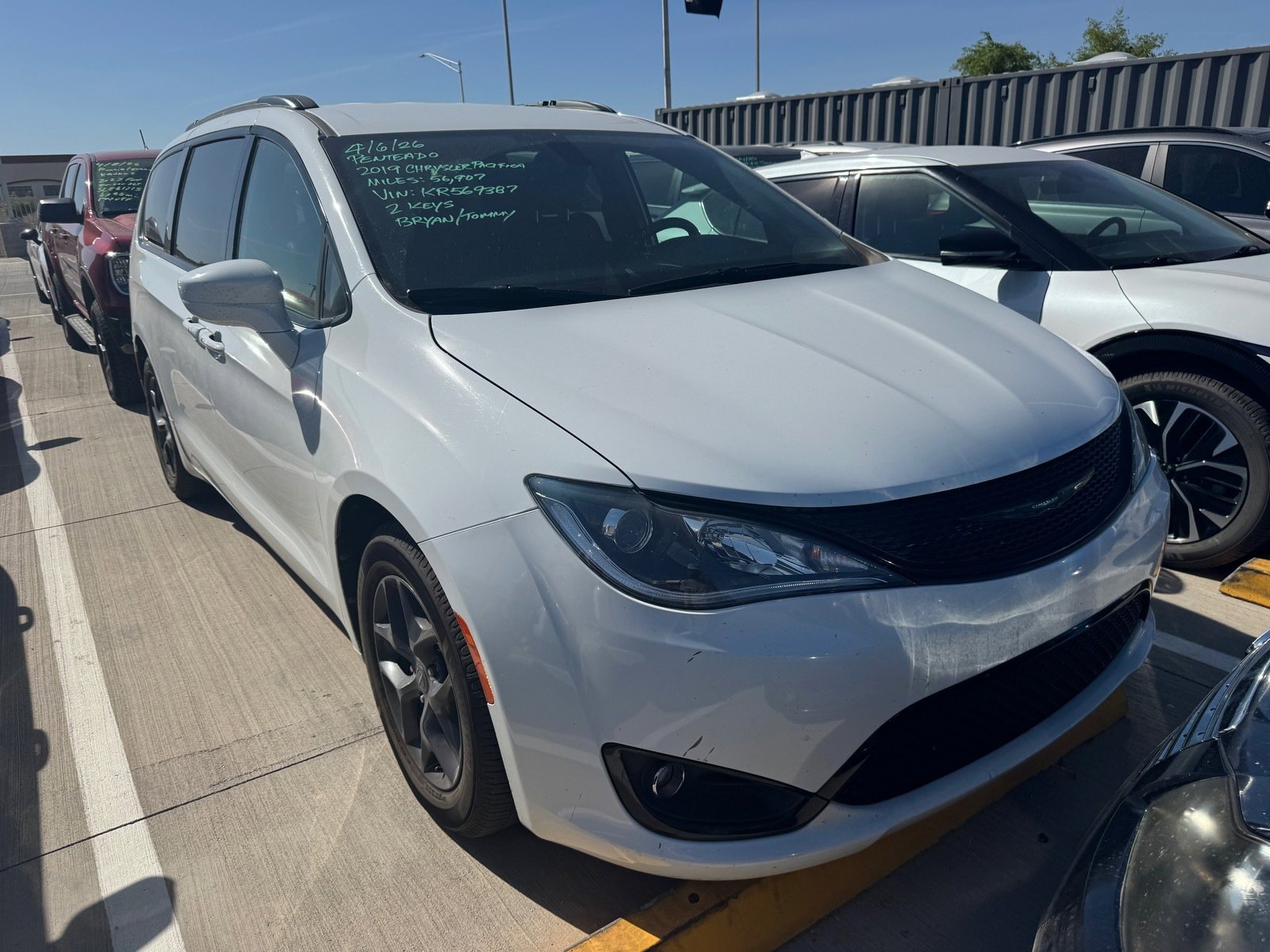 Used 2019 Chrysler Pacifica Touring-L Plus w/ S Appearance Package FWD image 5