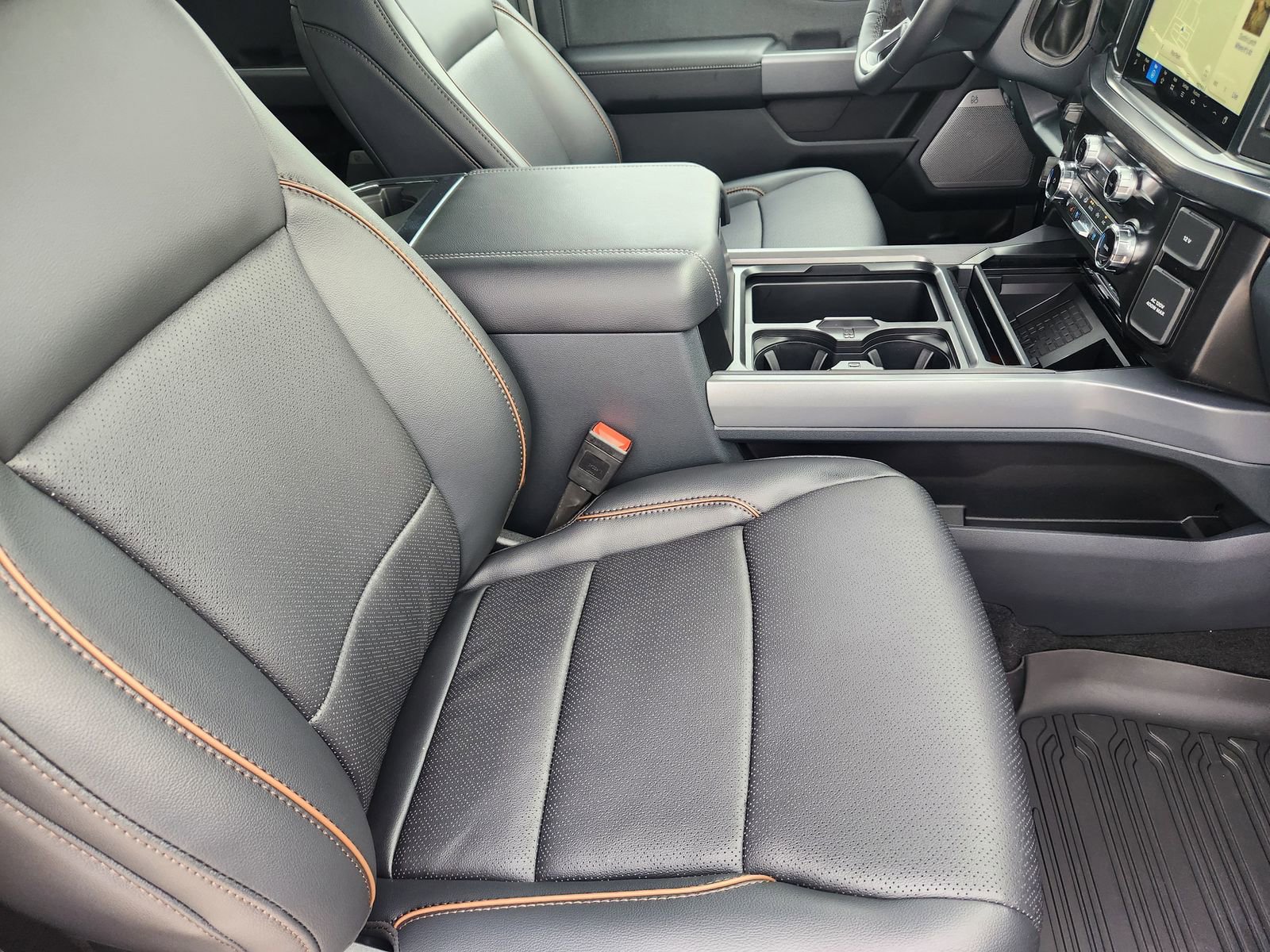 New 2026 Ford F250 Lariat image 14