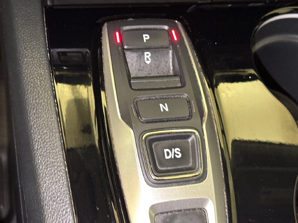Certified 2022 Honda Pilot Touring image 33