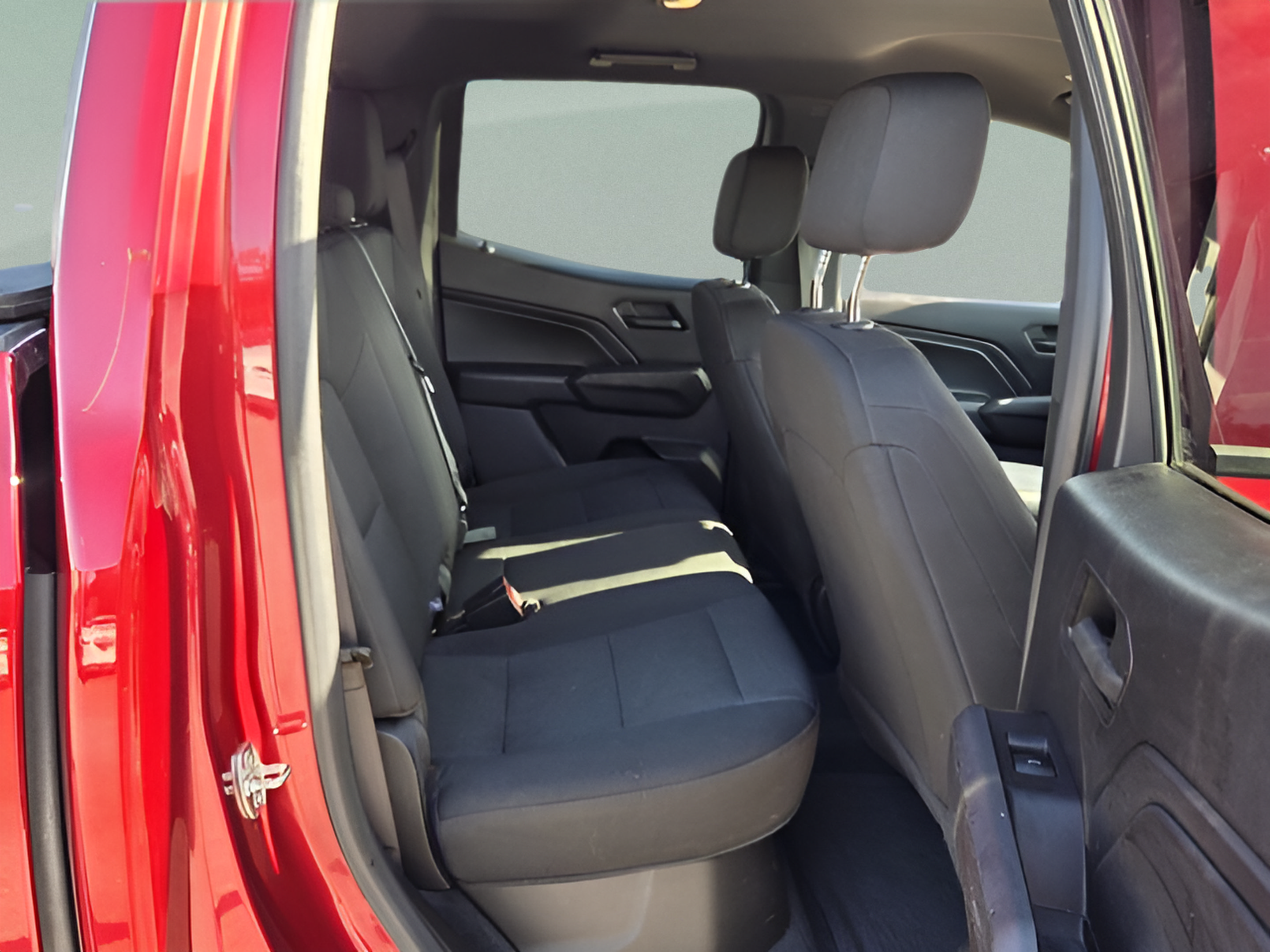 Certified 2023 Chevrolet Colorado Trail Boss w/ Advanced Trailering Package AWD/4WD image 14