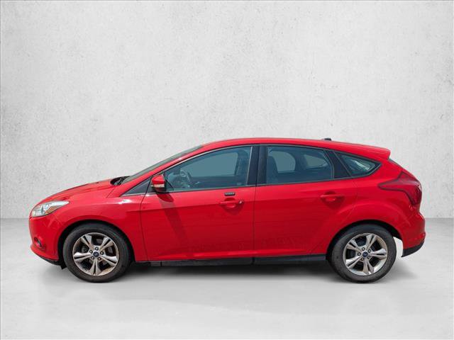Used 2014 Ford Focus SE w/ SE Winter Package FWD image 8