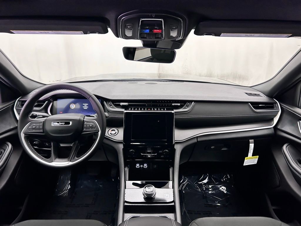 New 2025 Jeep Grand Cherokee Laredo X w/ Trailer Tow Package image 24