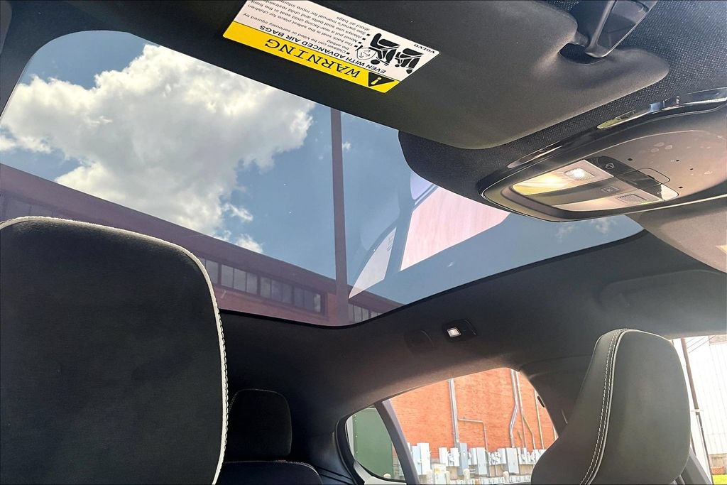 Certified 2023 Volvo C40 P8 Recharge Plus w/ Climate Package AWD/4WD image 23