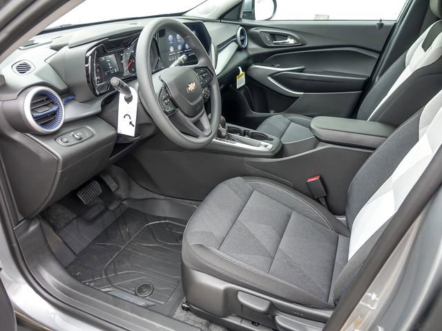 New 2026 Chevrolet Trax LS FWD image 12