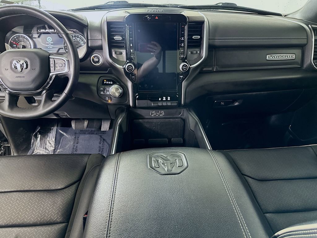 Used 2025 RAM 1500 Laramie image 18
