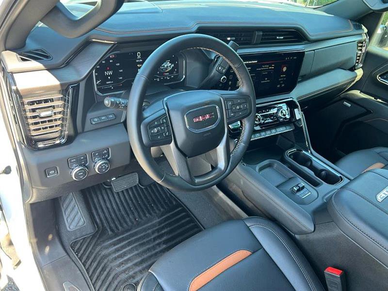 Used 2025 GMC Sierra 2500 AT4 w/ AT4 Premium Plus Package image 15