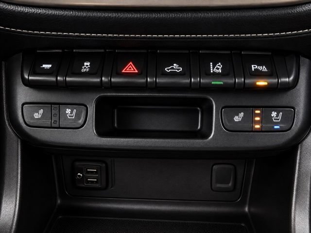 Used 2022 GMC Canyon Denali AWD/4WD image 25