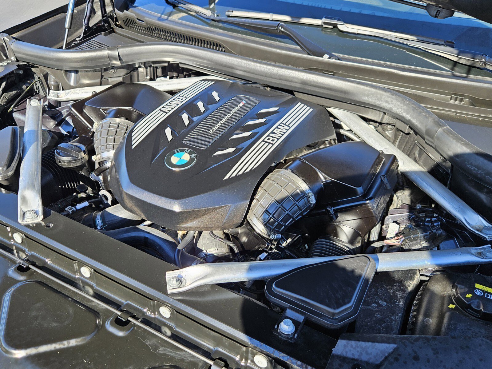 Certified 2022 BMW X5 M50i w/ Premium Package image 30