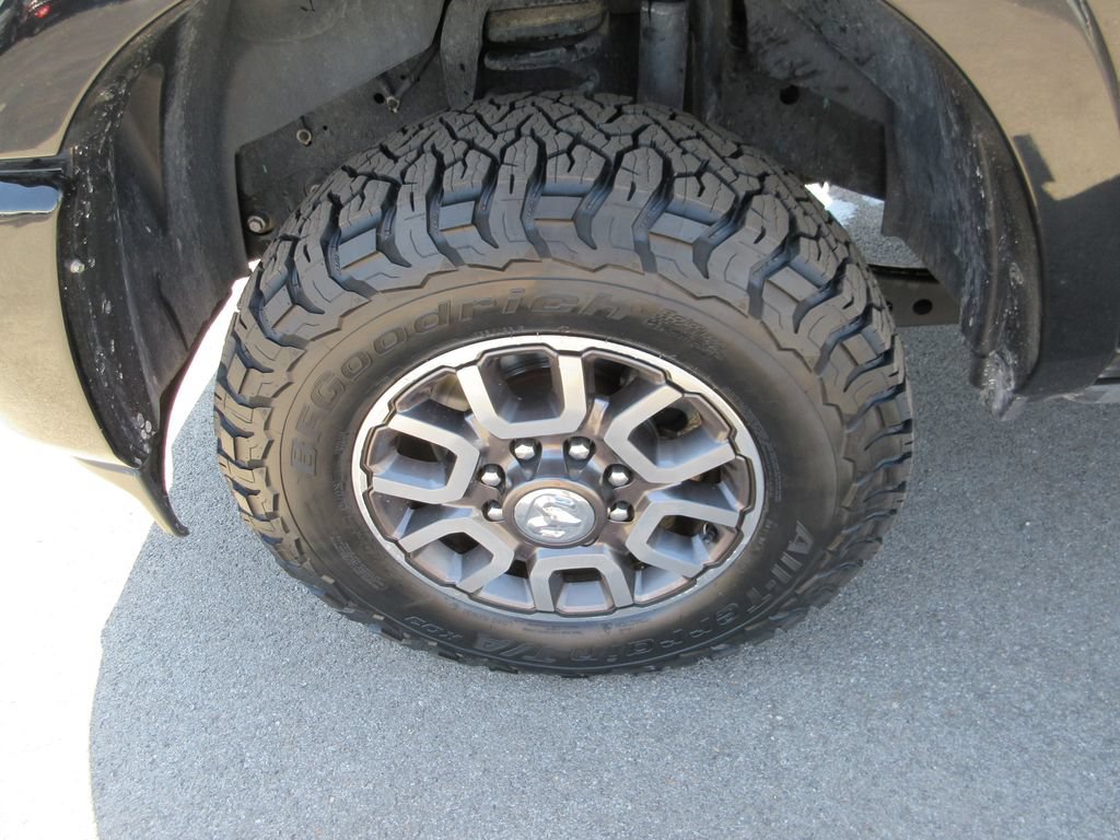Used 2022 RAM 2500 Limited AWD/4WD image 16