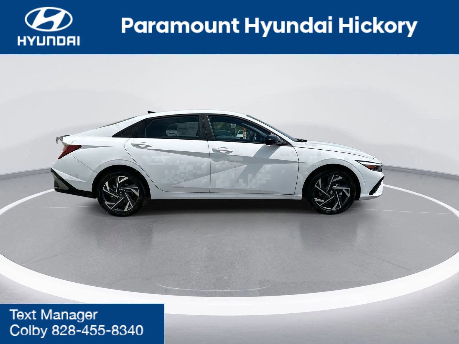 New 2025 Hyundai Elantra SEL FWD image 9