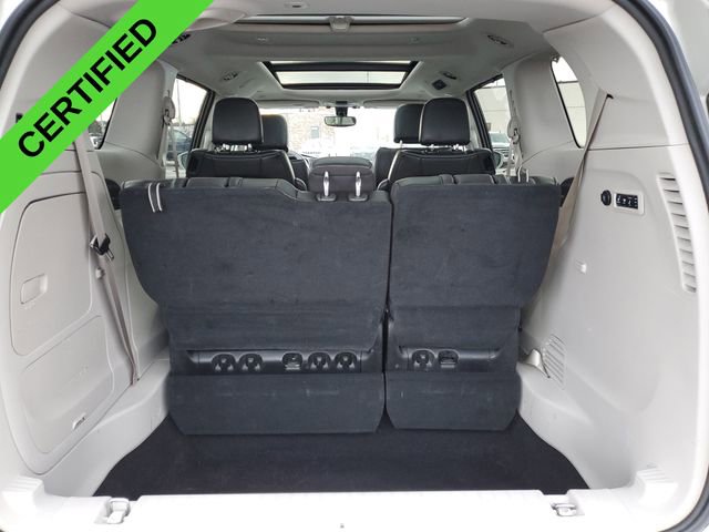 Used 2019 Chrysler Pacifica Limited image 27