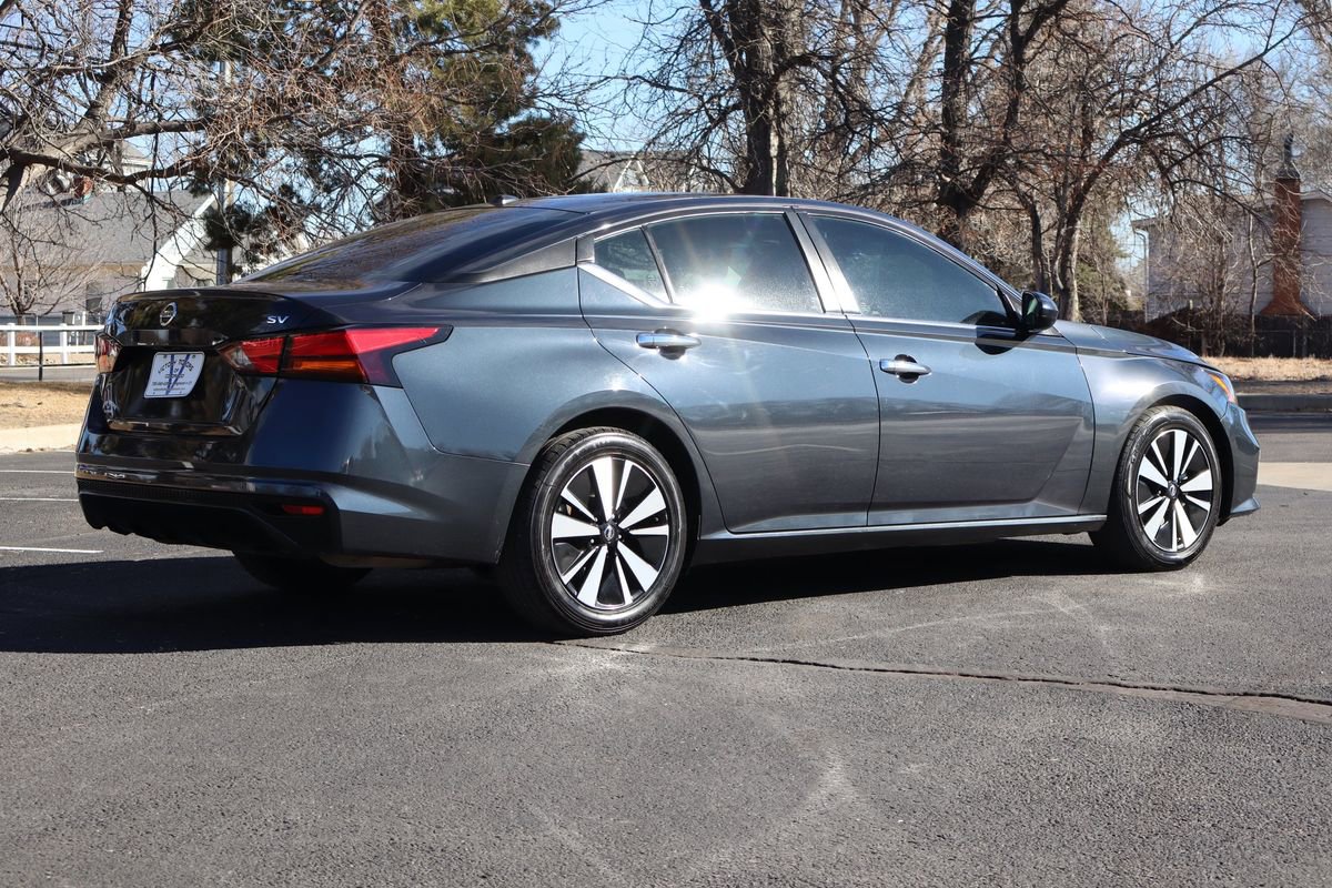 Used 2022 Nissan Altima 2.5 SV image 5