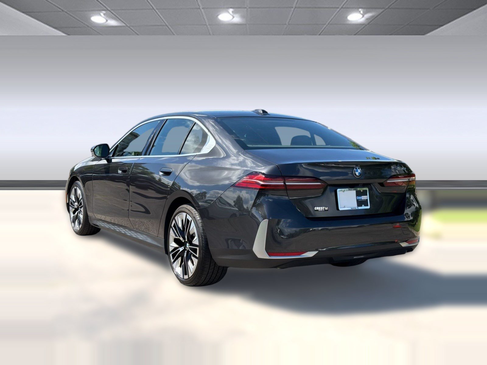 Used 2024 BMW 530i w/ Premium Package RWD image 3