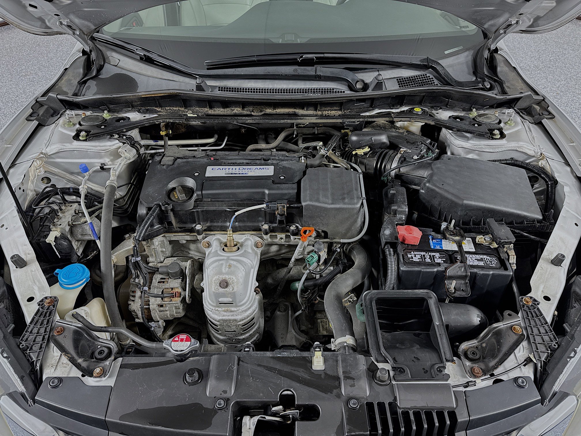 Used 2015 Honda Accord EX-L image 30