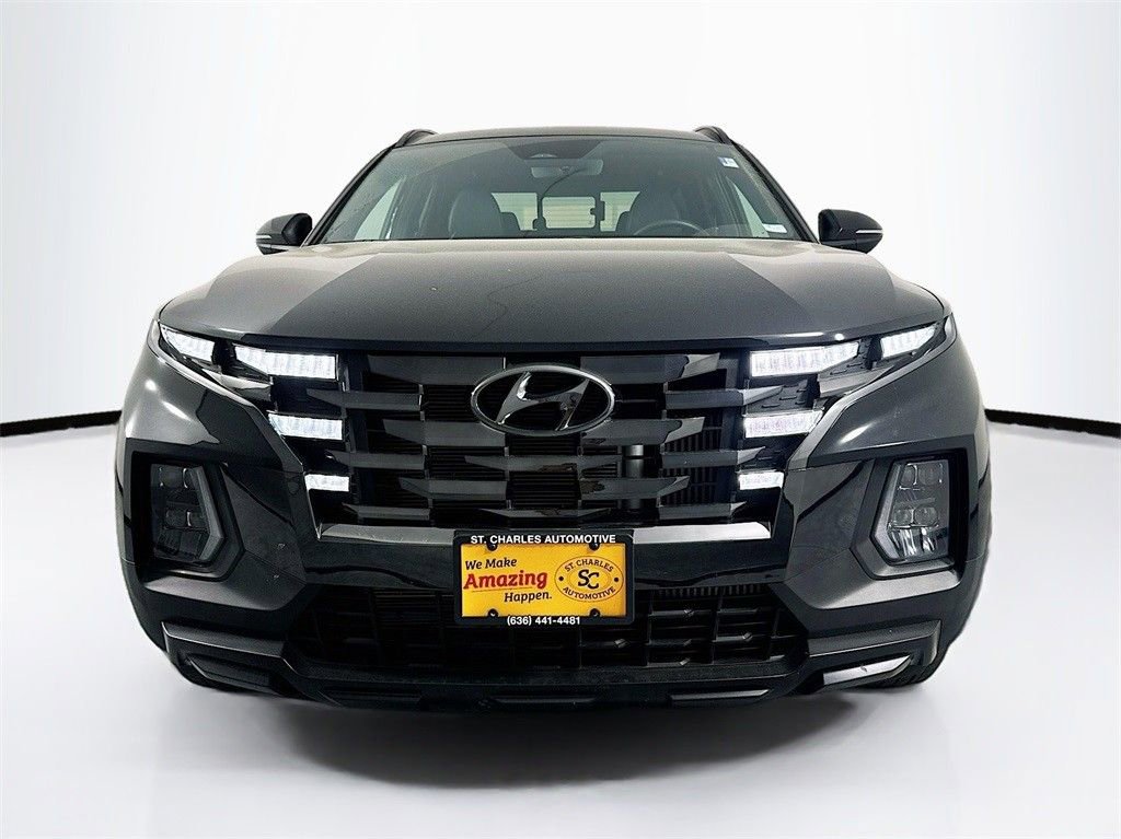 Used 2024 Hyundai Santa Cruz Night AWD/4WD image 2